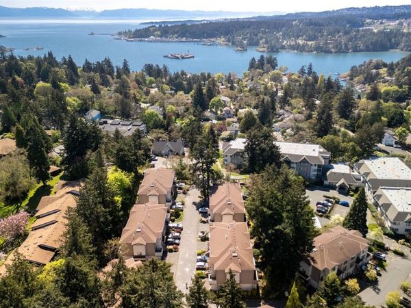 288 Eltham Rd , Unit #604, View Royal, BC V9B 1J9