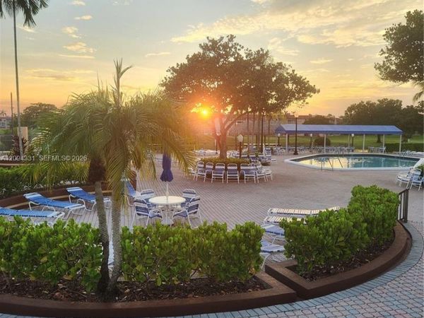 8891 Sunrise Lakes Blvd , Unit 302, Sunrise, FL 33322