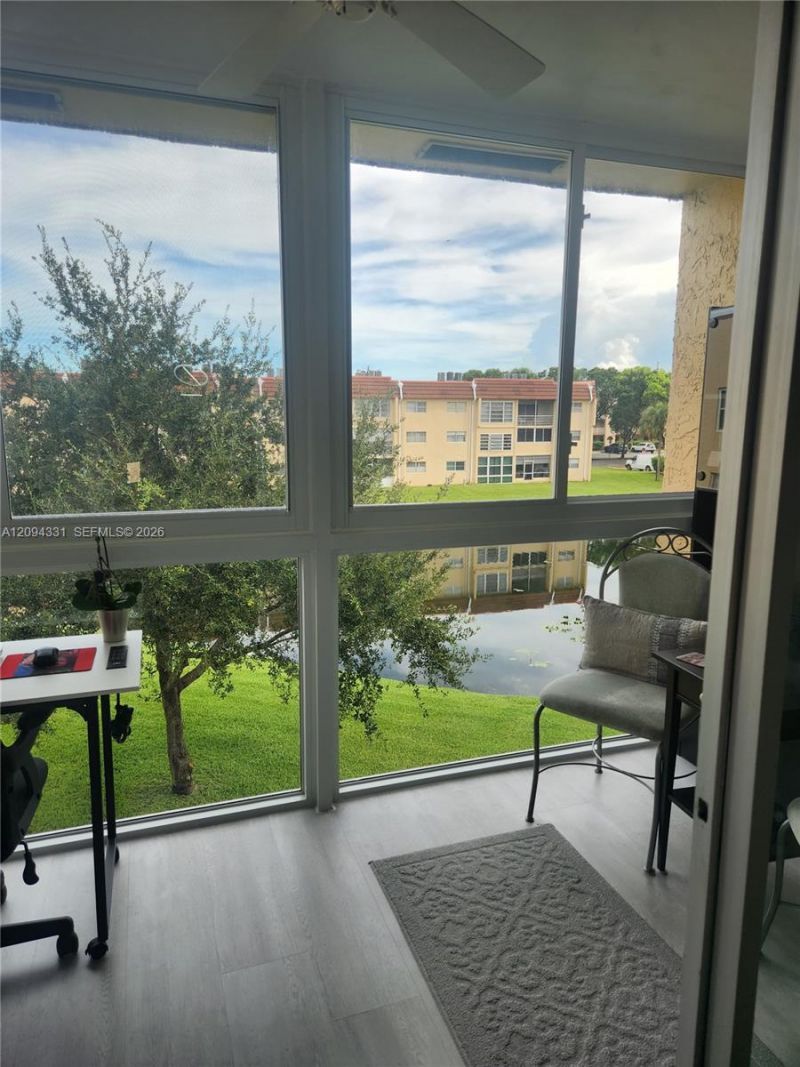 8891 Sunrise Lakes Blvd , Unit 302, Sunrise, FL 33322 Photo