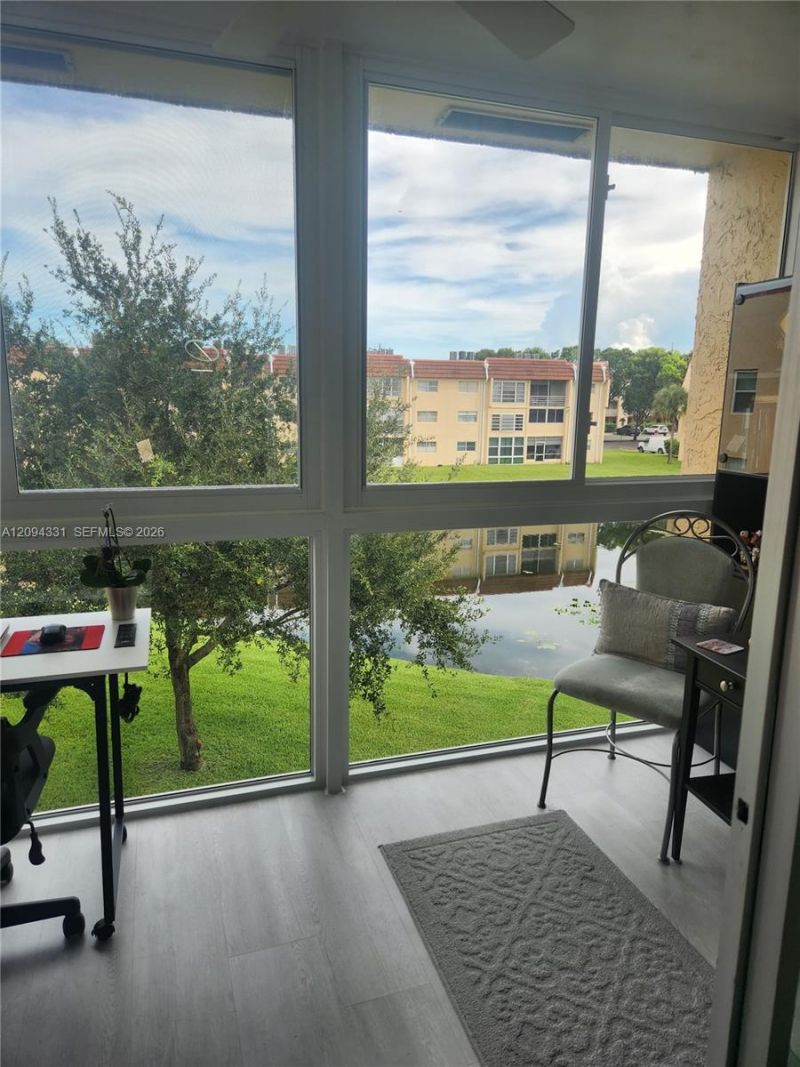 8891 Sunrise Lakes Blvd , Unit 302, Sunrise, FL 33322 Photo