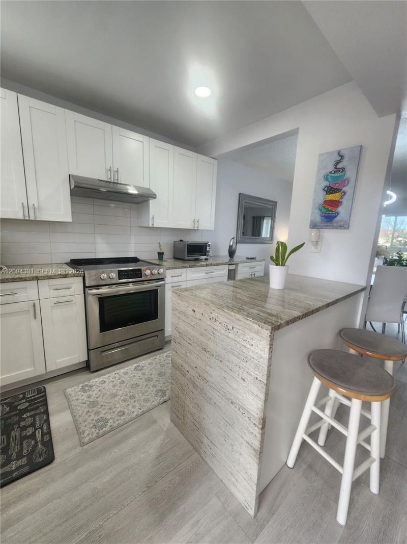 8891 Sunrise Lakes Blvd , Unit 302, Sunrise, FL 33322 Photo