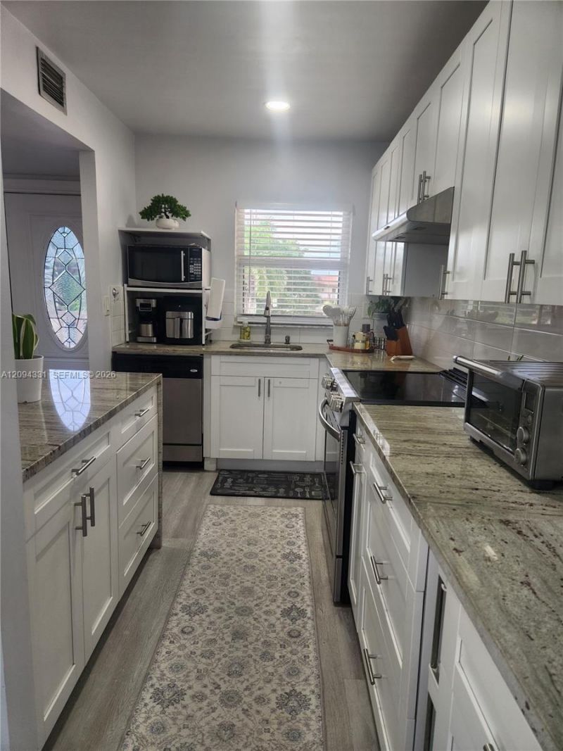 8891 Sunrise Lakes Blvd , Unit 302, Sunrise, FL 33322 Photo