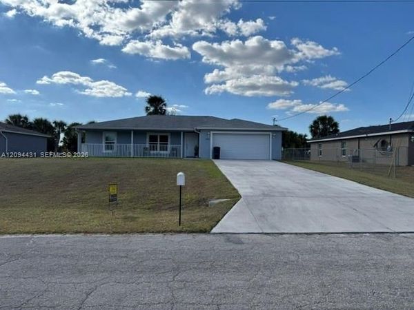 1201 BANJO CT , La Belle, FL 33935