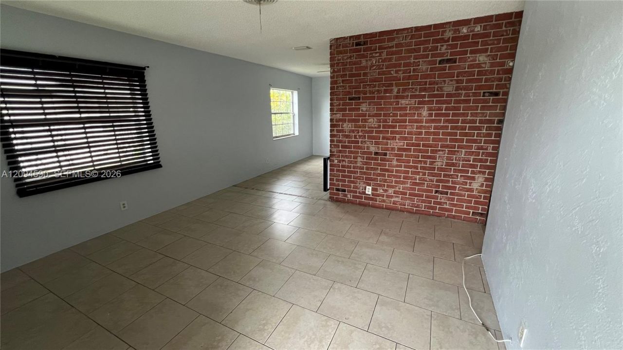 6021 SW 36th Ct #e & W, Miramar, FL 33023 Photo