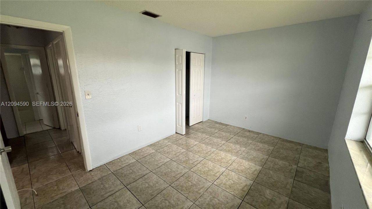 6021 SW 36th Ct #e & W, Miramar, FL 33023 Photo