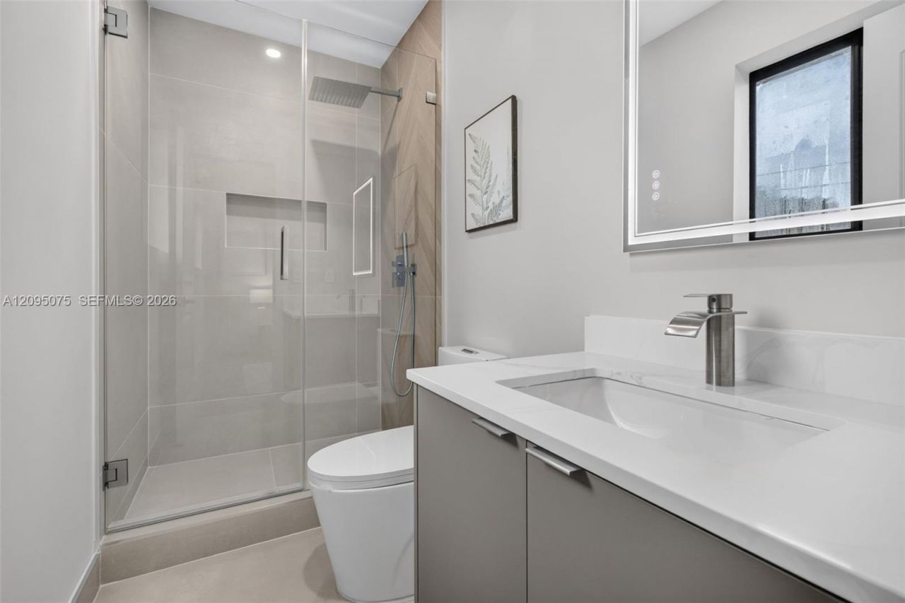 5349 Balsam Ter, Plantation, FL 33317 Photo