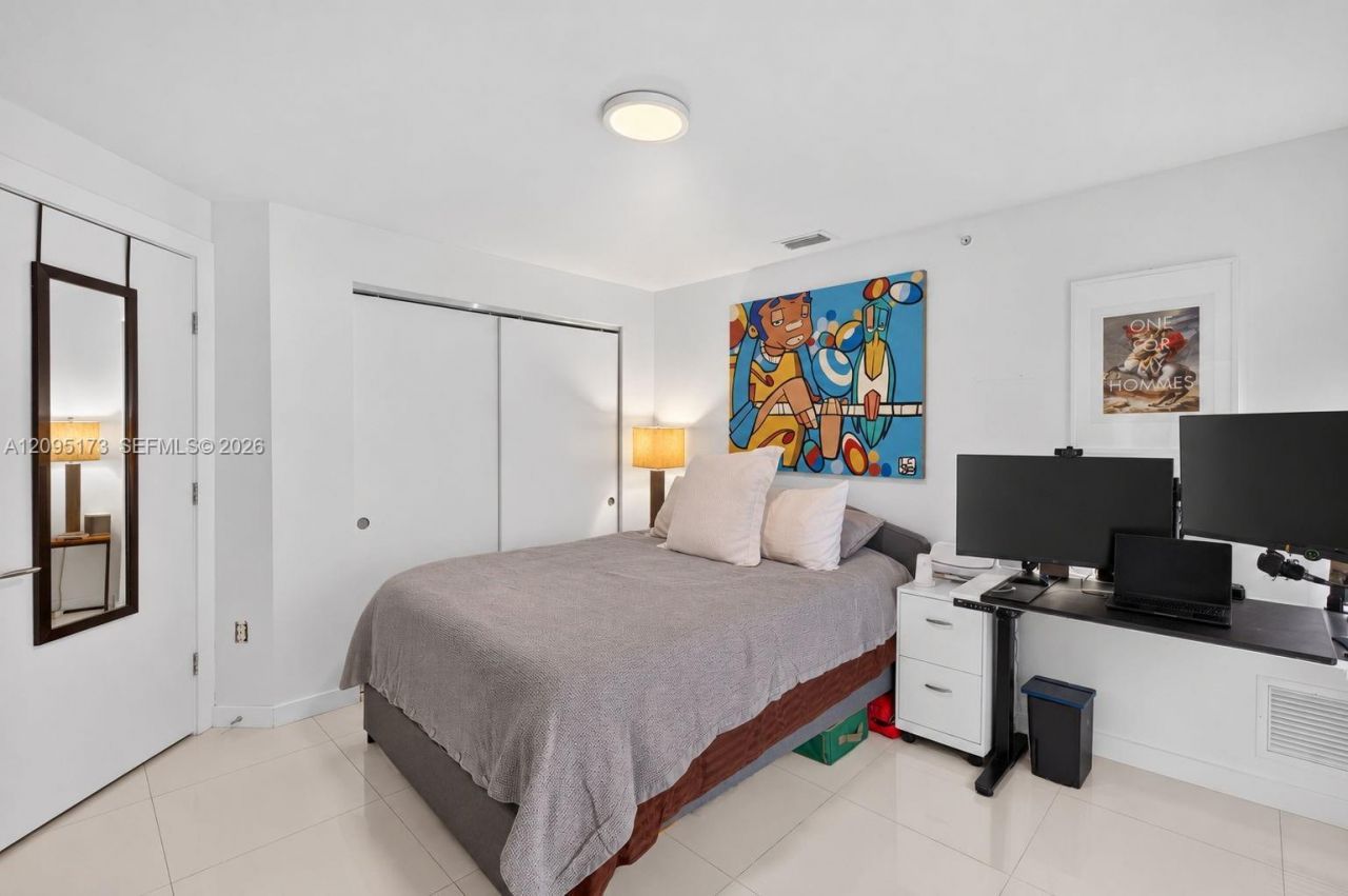 720 NE 62nd St, Unit 412, Miami, FL 33138 Photo