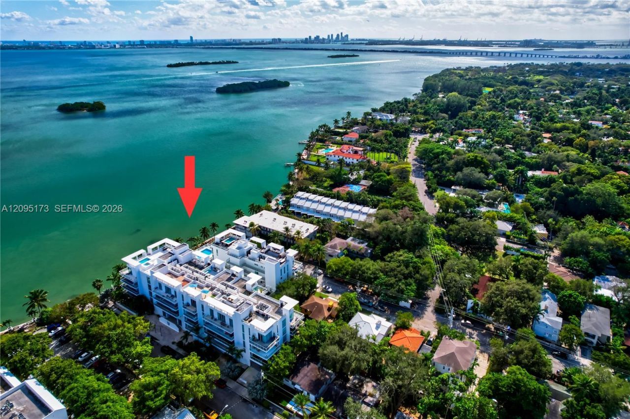 720 NE 62nd St, Unit 412, Miami, FL 33138 Photo