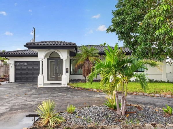 2545 SE 2nd Ct , Pompano Beach, FL 33062