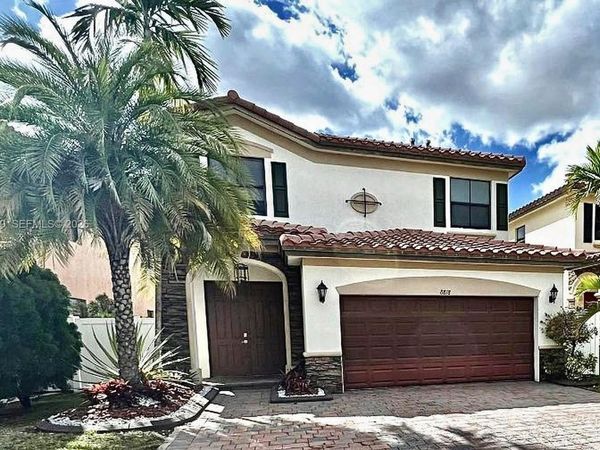 8818 W 33 RD Ave , Hialeah, FL 33018
