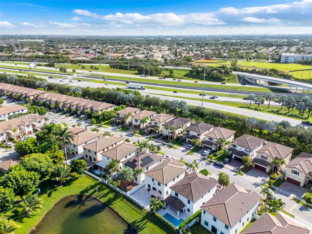 8818 W 33 Rd Ave, Hialeah, FL 33018 Photo
