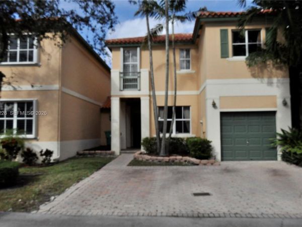 8391 NW 142nd St , Unit 8391, Miami Lakes, FL 33016