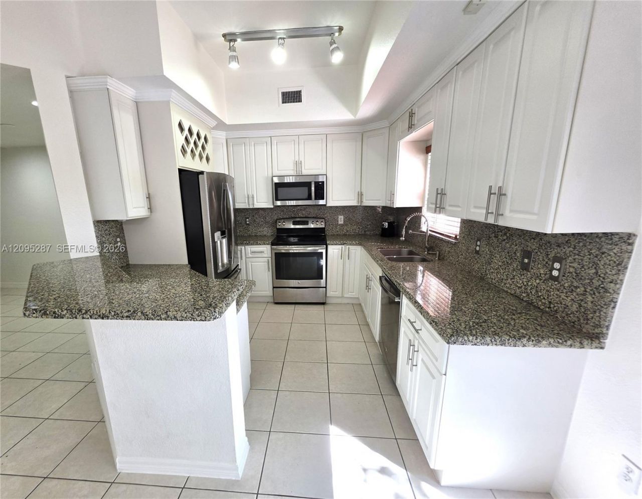 22231 SW 88th Path, Cutler Bay, FL 33190 Photo