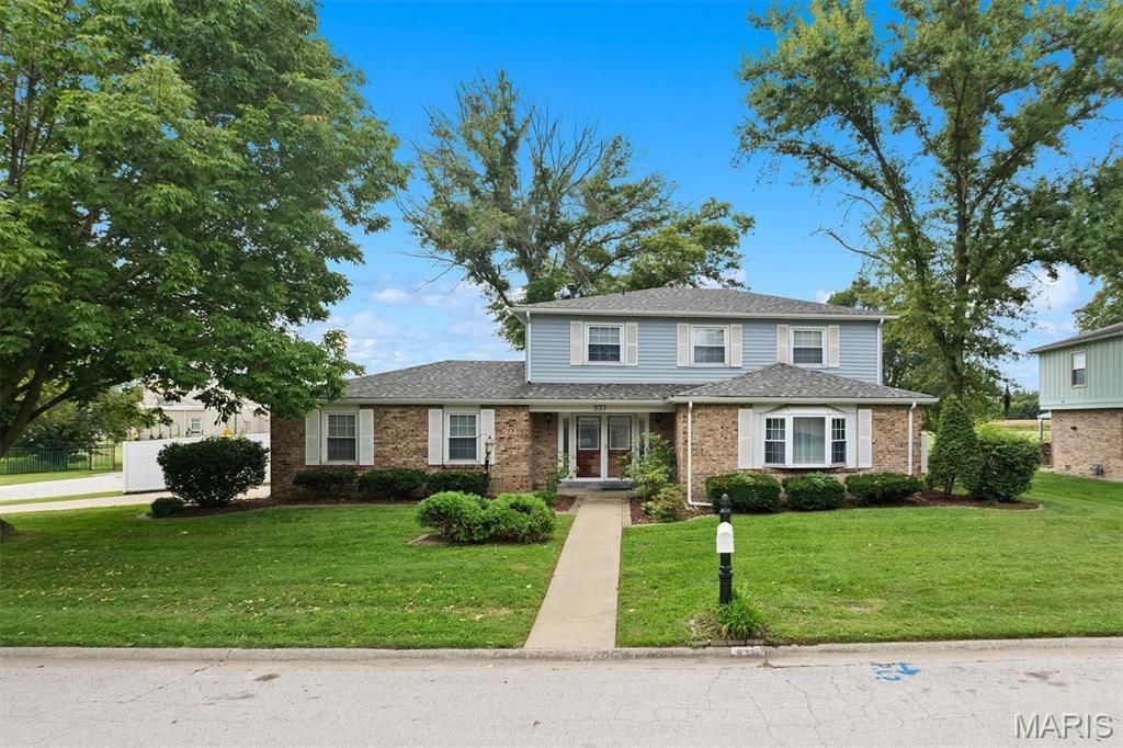 537 Windrift Drive, Belleville, IL 62221 Main Photo