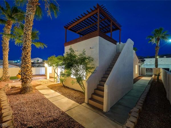 400 Breeze Way , Henderson, NV 89015