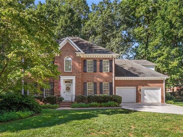 210 Aspen Avenue , Elon, NC 27244