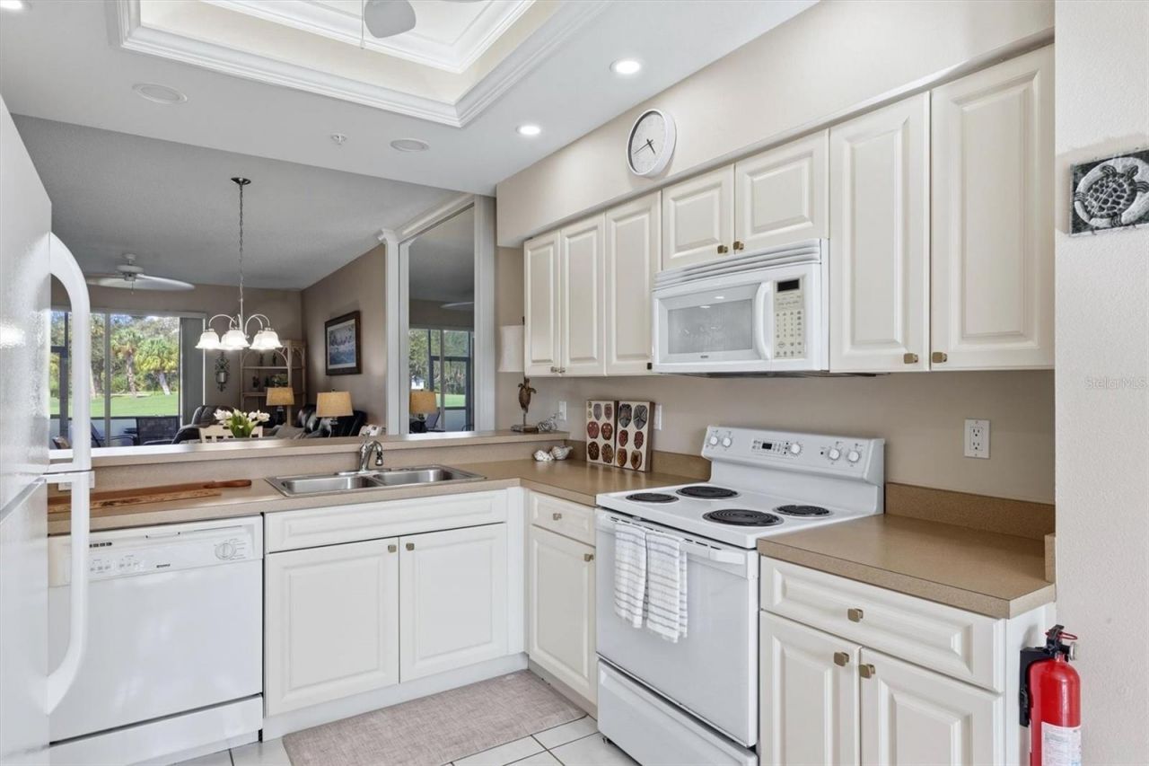9590 High Gate Drive , Unit 1912, Sarasota, FL 34238 Photo