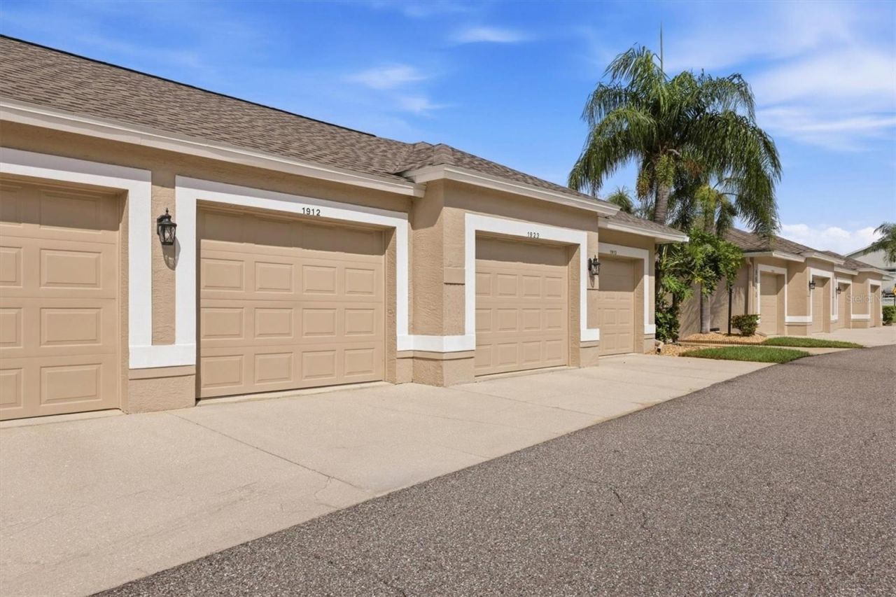 9590 High Gate Drive , Unit 1912, Sarasota, FL 34238 Photo