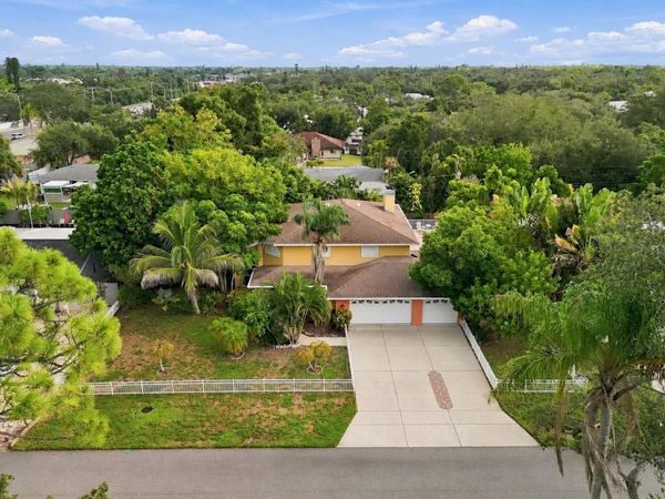 2429 WHIPPOORWILL CIRCLE, SARASOTA, FL 34231