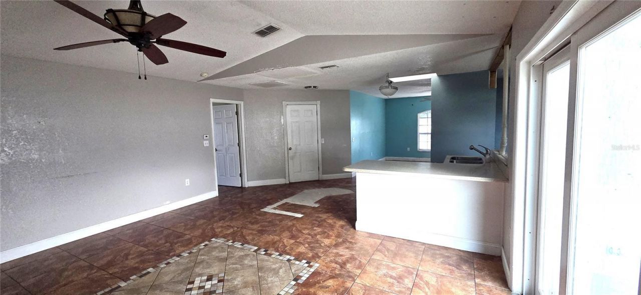 6012 Lake Ruth Drive E, Dundee, FL 33838 Photo