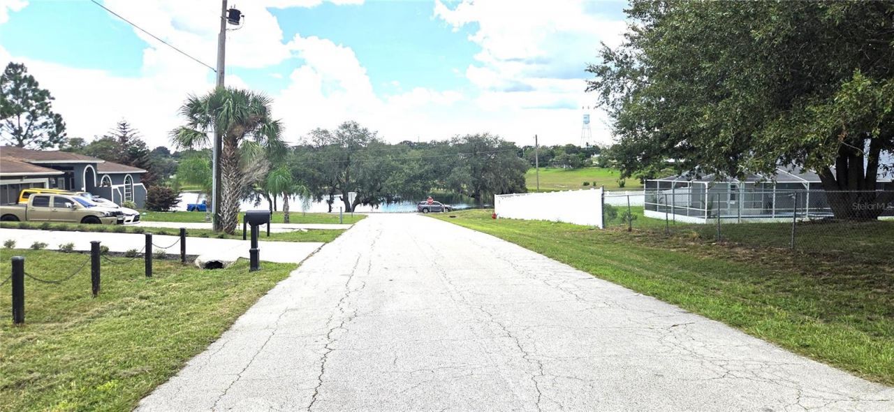 6012 Lake Ruth Drive E, Dundee, FL 33838 Photo