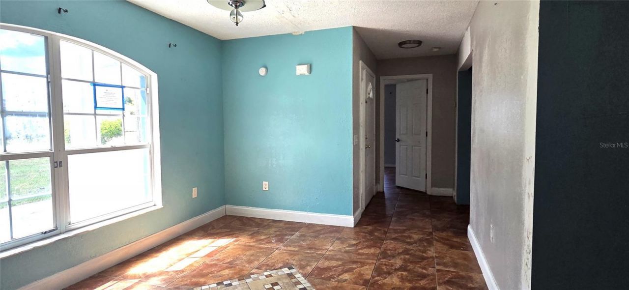 6012 Lake Ruth Drive E, Dundee, FL 33838 Photo