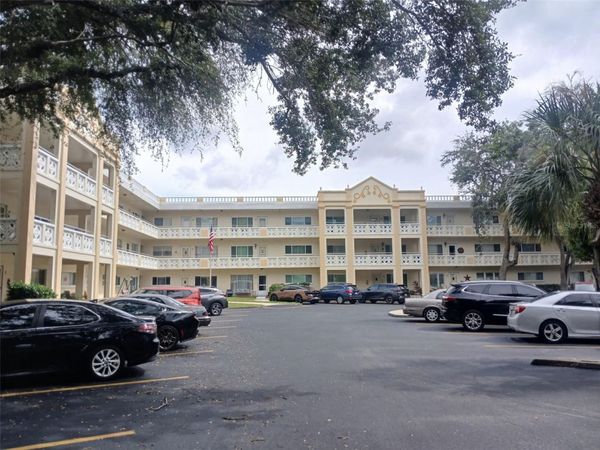 2285 ISRAELI DRIVE, Unit 1, CLEARWATER, FL 33763