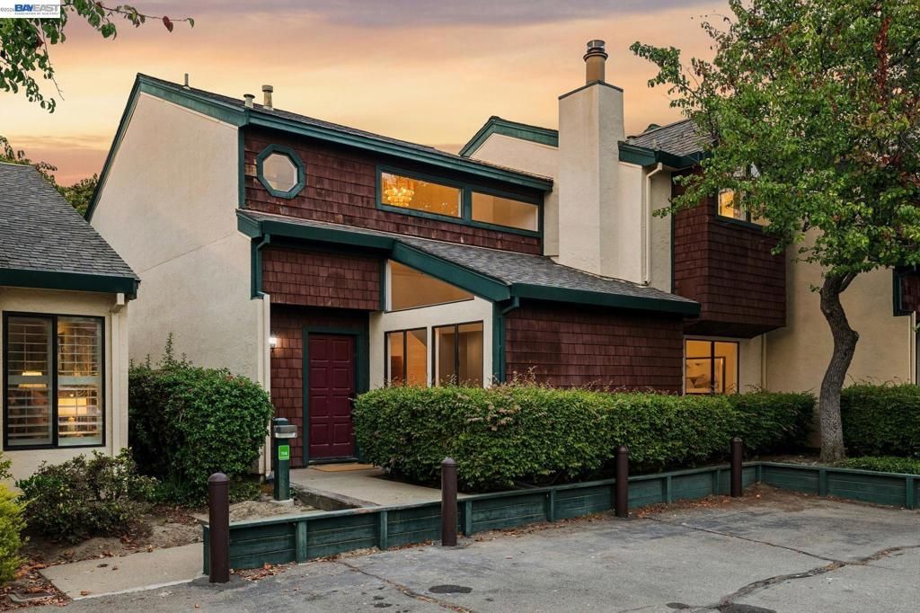 114 Lagunaria Ln, Alameda, CA 94502 Main Photo