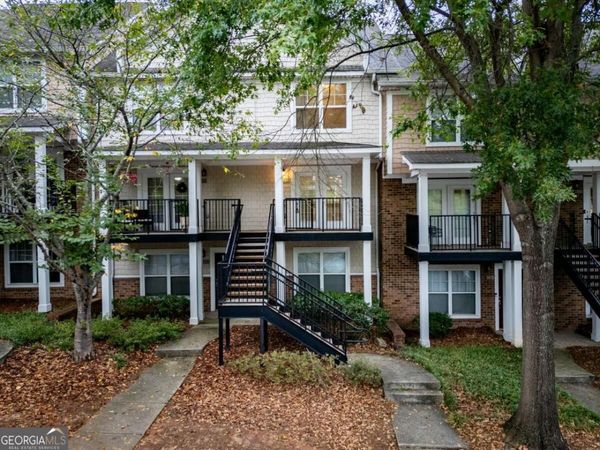 1035 Barnett Shoals Road, Unit 131, Athens, GA 30605