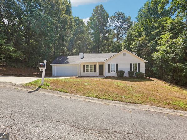 5511 Pond Mill Court, Flowery Branch, GA 30542