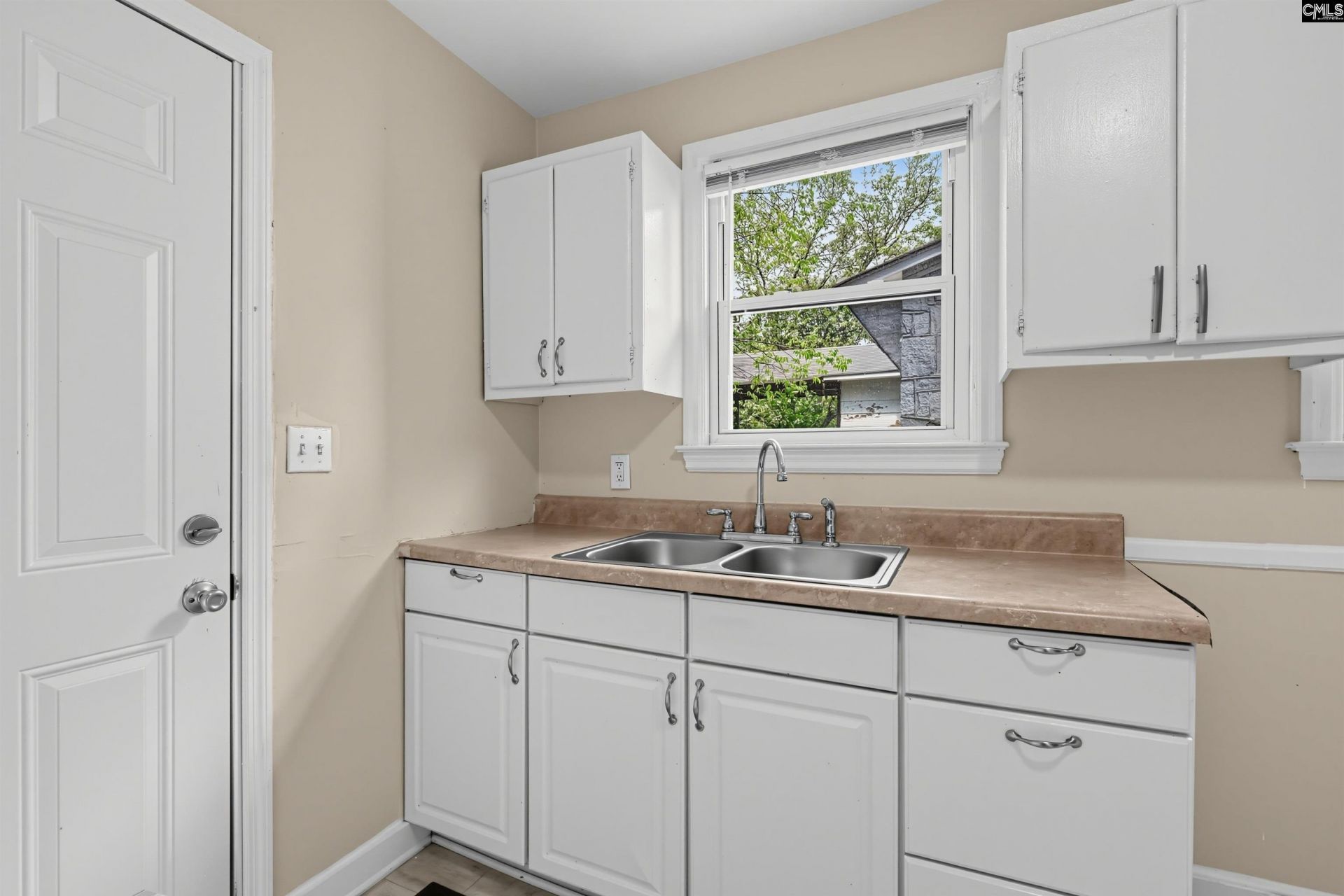 1413 Dahlia Road Photo 15