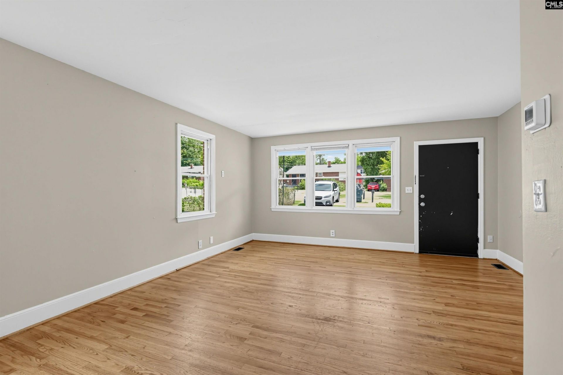 1413 Dahlia Road Photo 7
