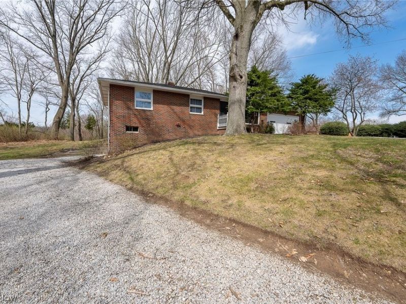 3844 Uncas Drive, Akron, OH 44319 Photo 17