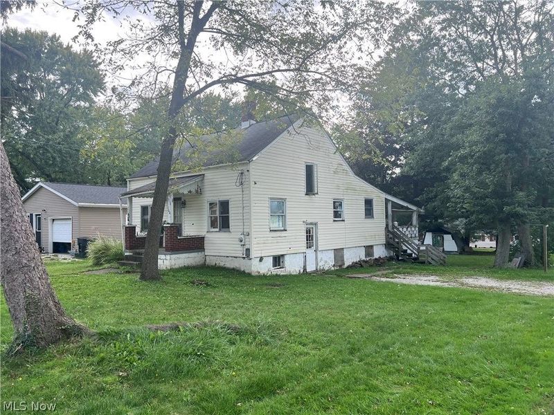 164 N Avon Avenue , Wadsworth, OH 44281 Photo 3
