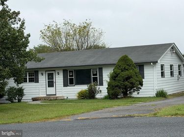 3 SPRINGVIEW BOULEVARD, LURAY, VA 22835