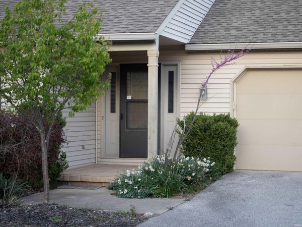 2202 E Cape Cod Drive, Bloomington, IN 47401