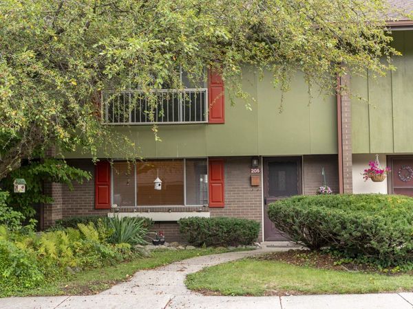 205 Topsfield Road, South Bend, IN 46614