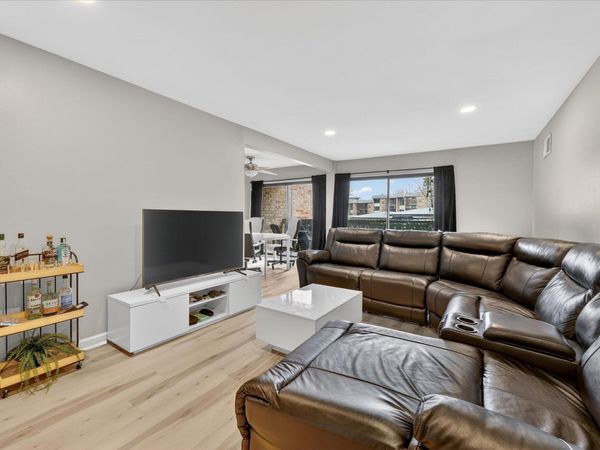 2140 Pauline Boulevard, Unit 206, Ann Arbor, MI 48103