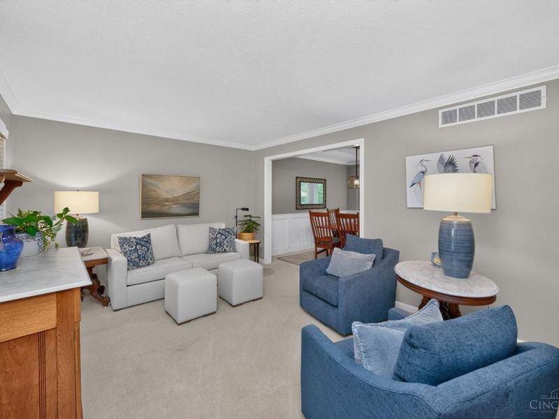 2459 Carriagegate Lane, Deerfield Township, OH 45039 Photo 4