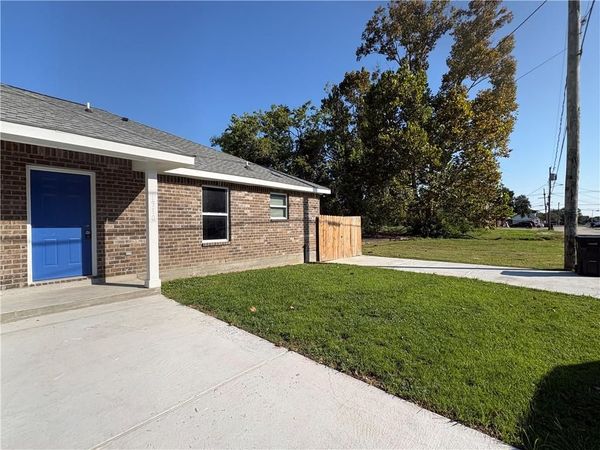 1910 TUSA Drive , Violet, LA 70092