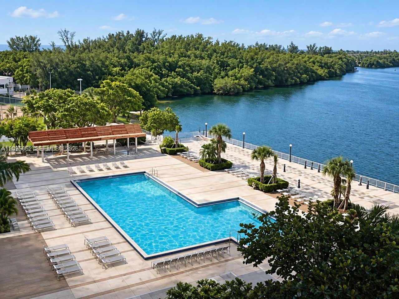 500 W Bayview Dr , Unit 621, Sunny Isles Beach, FL 33160 Photo