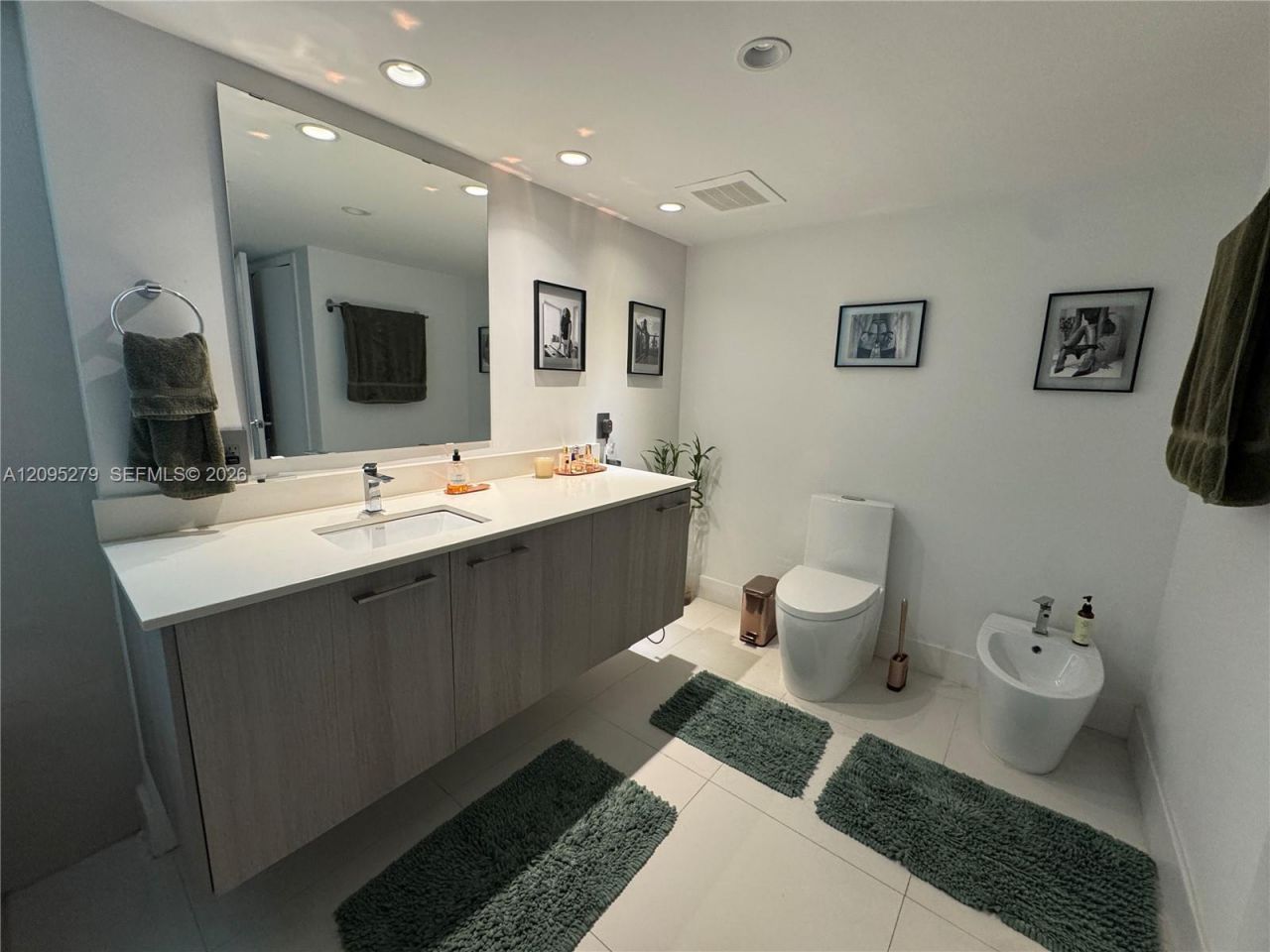 1133 102nd St, Unit 403, Bay Harbor Islands, FL 33154 Photo