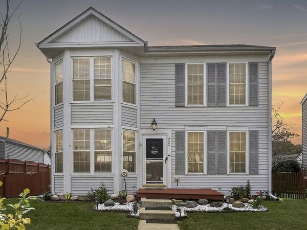 224 Presidential Boulevard , Oswego, IL 60543
