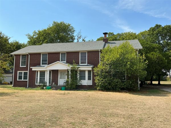 600 S 12th Avenue, Madill, OK 73446