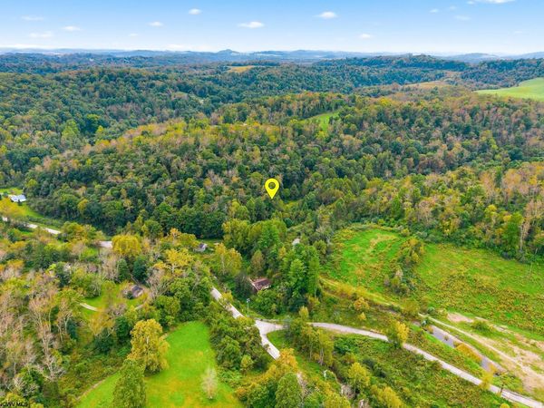 1955 LAZZELLE UNION Road, Maidsville, WV 26541