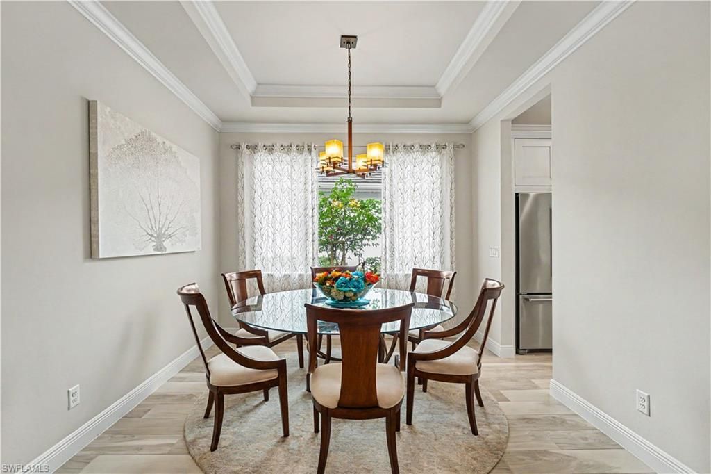 9062 Montserrat Dr, Naples, FL 34114 Photo