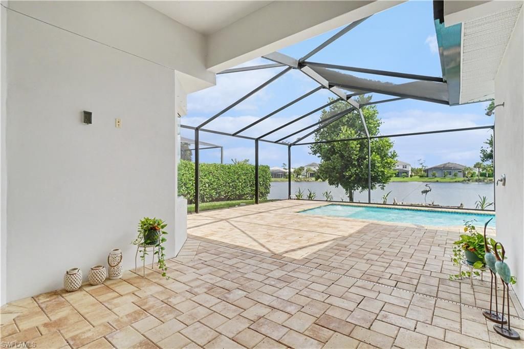 9062 Montserrat Dr, Naples, FL 34114 Photo