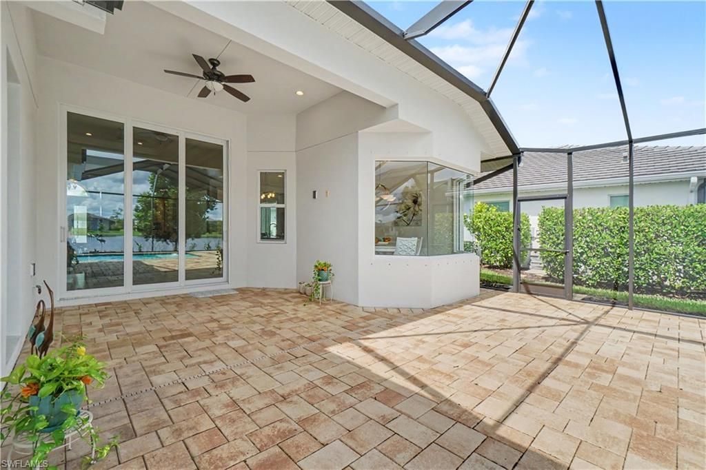 9062 Montserrat Dr, Naples, FL 34114 Photo