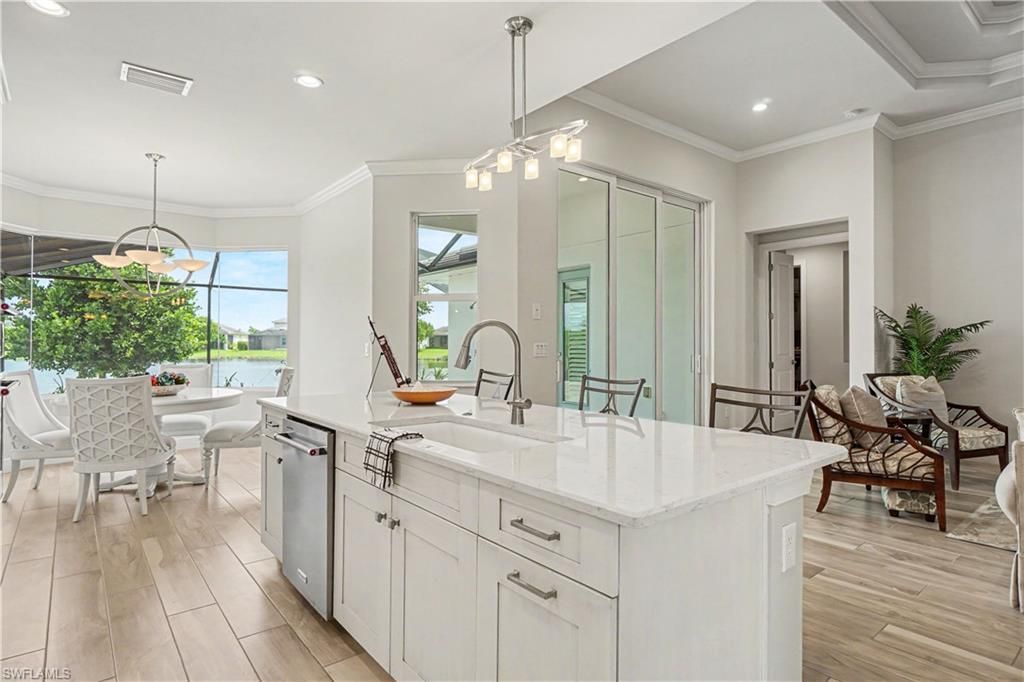9062 Montserrat Dr, Naples, FL 34114 Photo