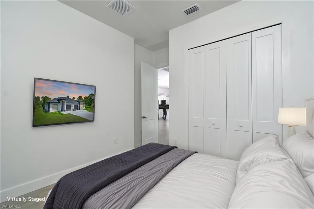 857/859 Eisenhower Blvd, Lehigh Acres, FL 33974 Photo